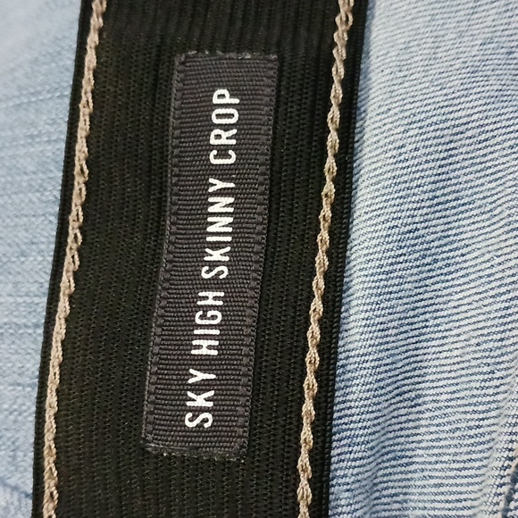 Torrid Sky High Skinny Crop Jeans Size 20 - Picture 8 of 8